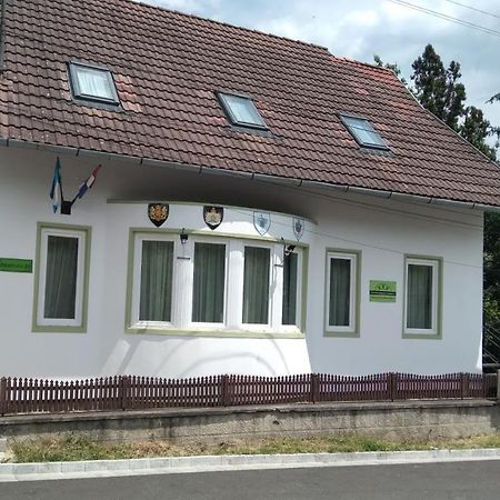 Raza Soarelui Apartament De Lux Szováta Kültér fotó