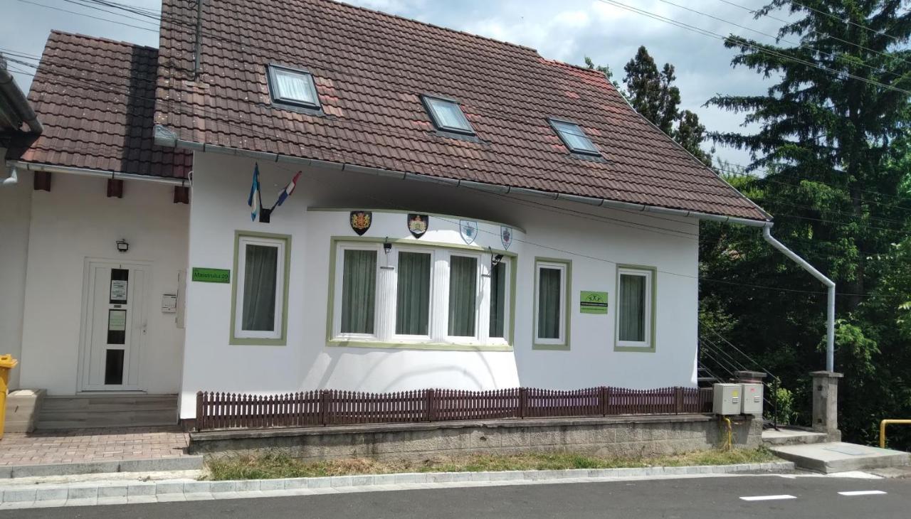 Raza Soarelui Apartament De Lux Szováta Kültér fotó
